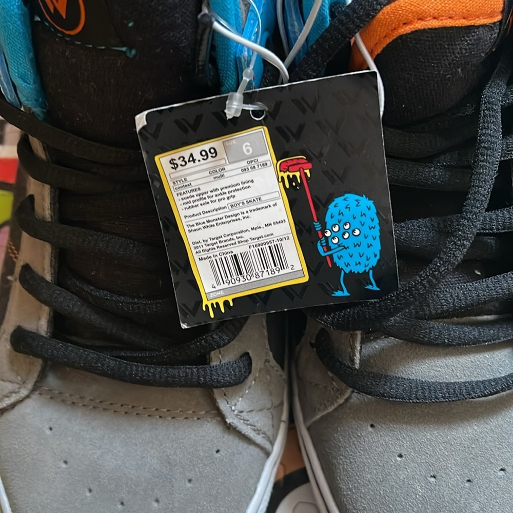 Boys Shoes​ - Picture 4 of 4